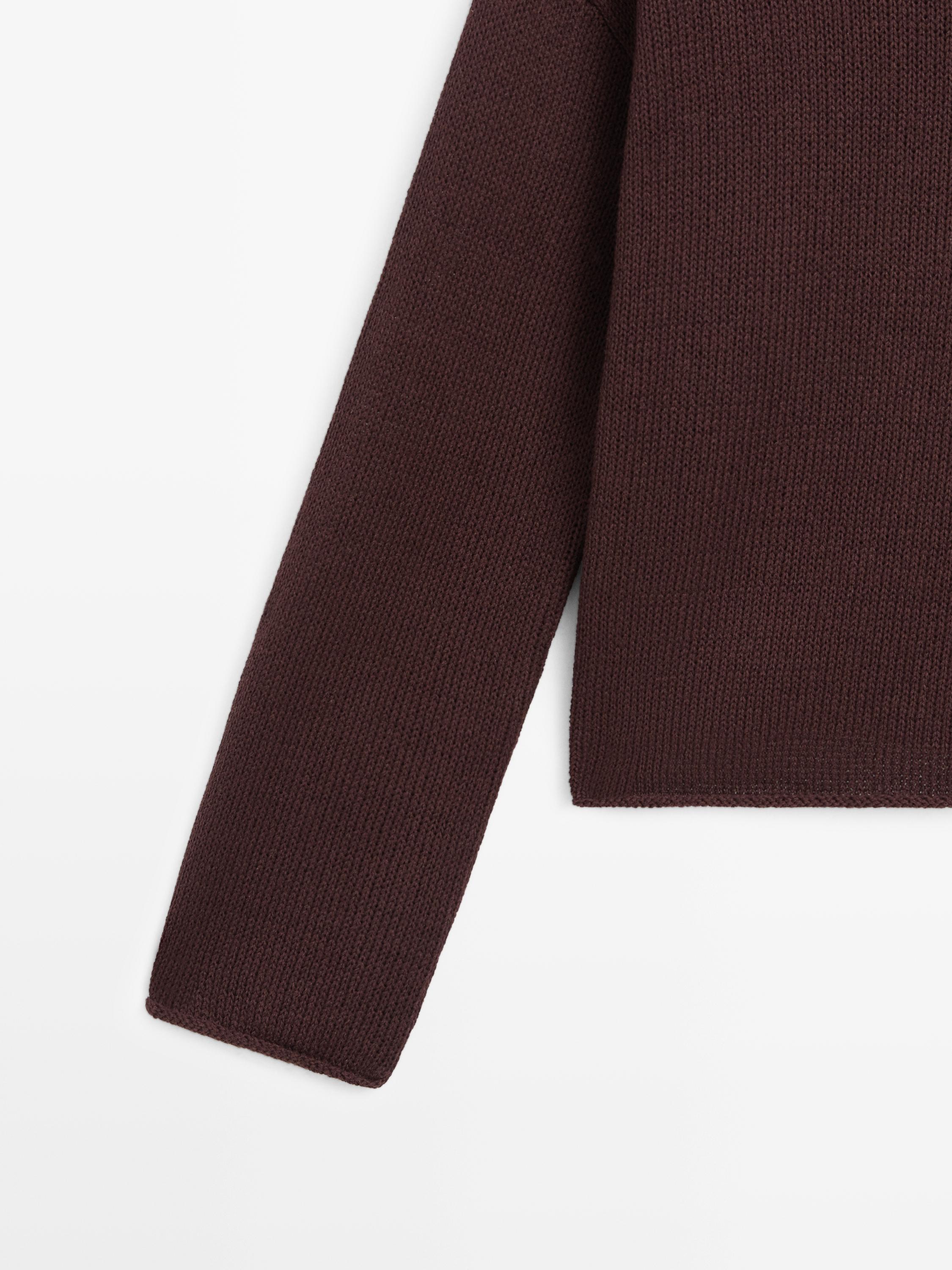 Cotton and linen knit sweater with pocket detail